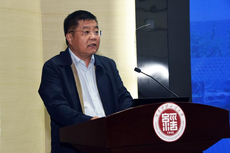 新变局下的导航仪与推进器——论企业管理中心在复杂环境中的战略价值